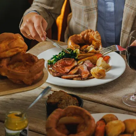 The Rose And Crown-3